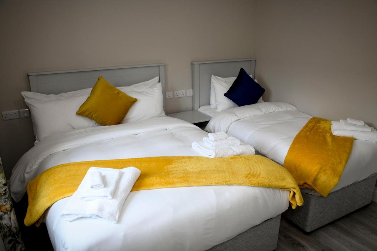 The Leitrim Inn And Blueway Lodge County Leitrim Екстер'єр фото